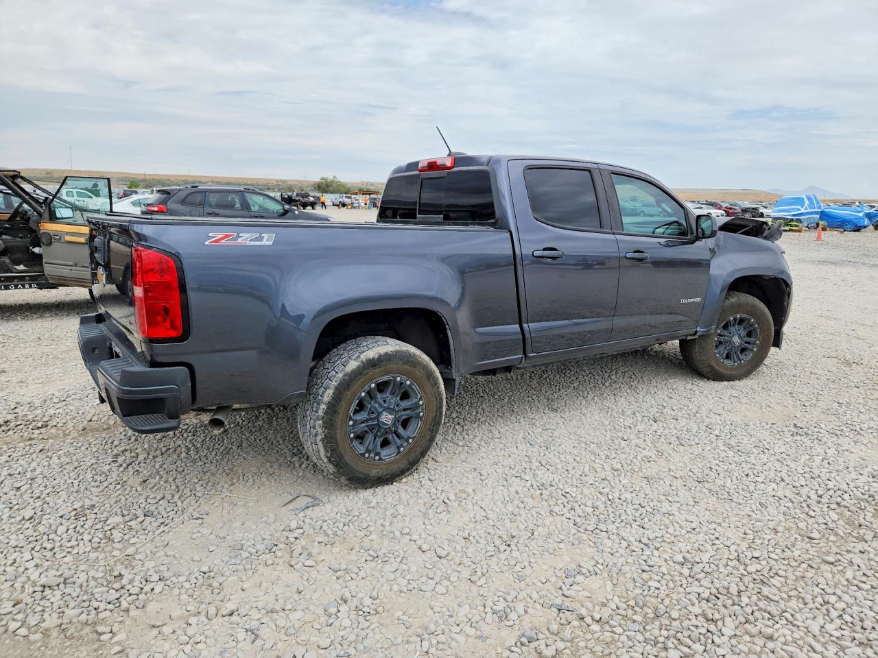 2017 CHEVROLET COLORADO Z71 — снимка 3