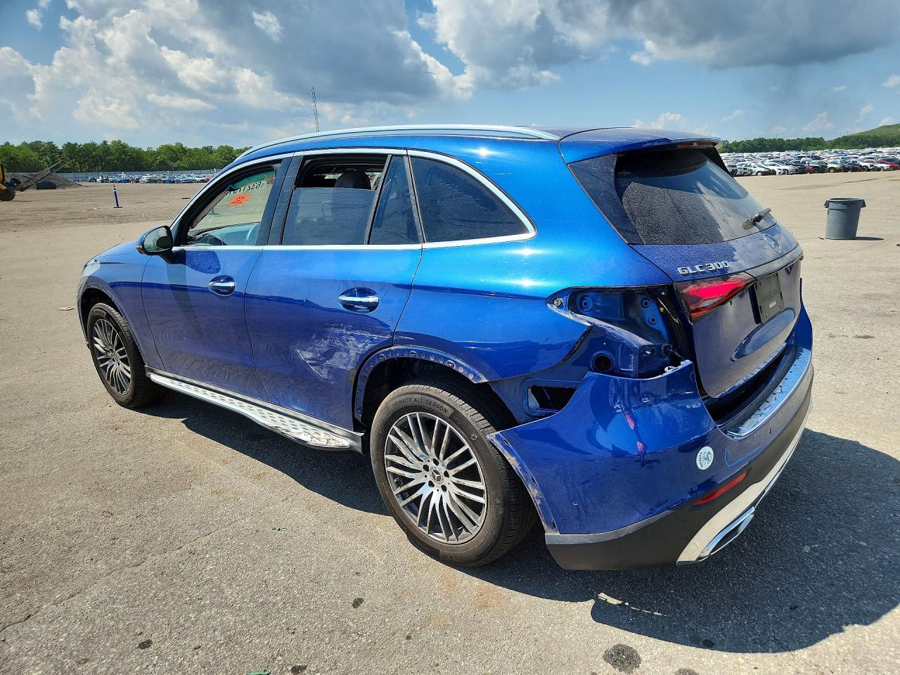 2023 MERCEDES-BENZ GLC 300 4MATIC — снимка 2