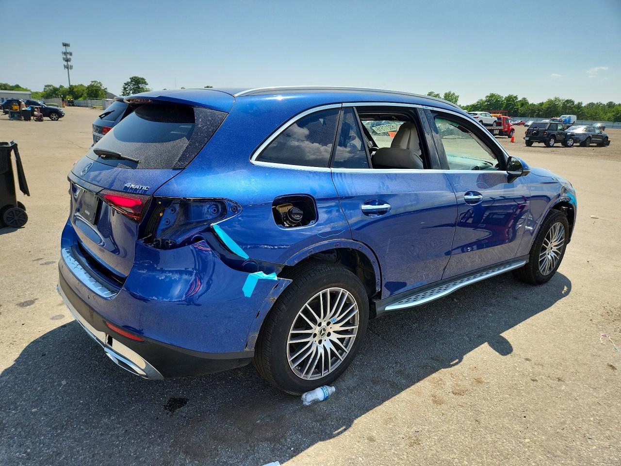2023 MERCEDES-BENZ GLC 300 4MATIC — снимка 3