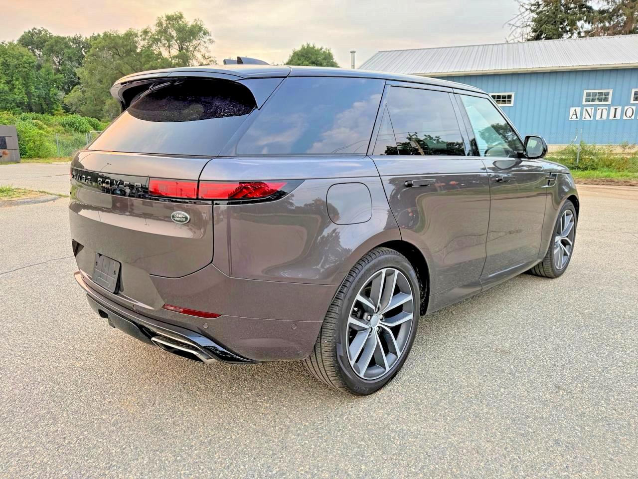 2023 LAND ROVER RANGE ROVER SPORT DYNAMIC SE — снимка 4