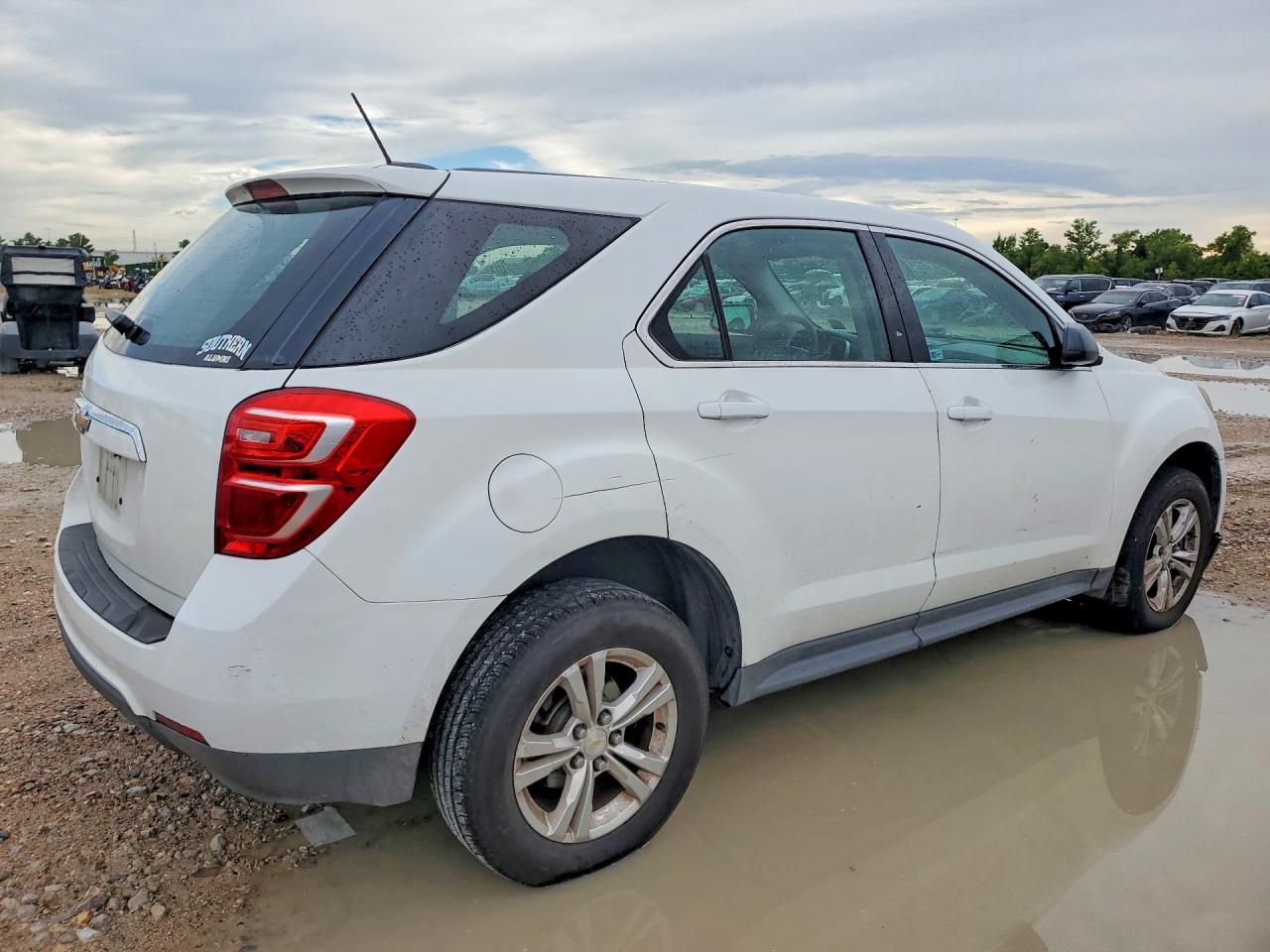 2017 CHEVROLET EQUINOX LS — снимка 3