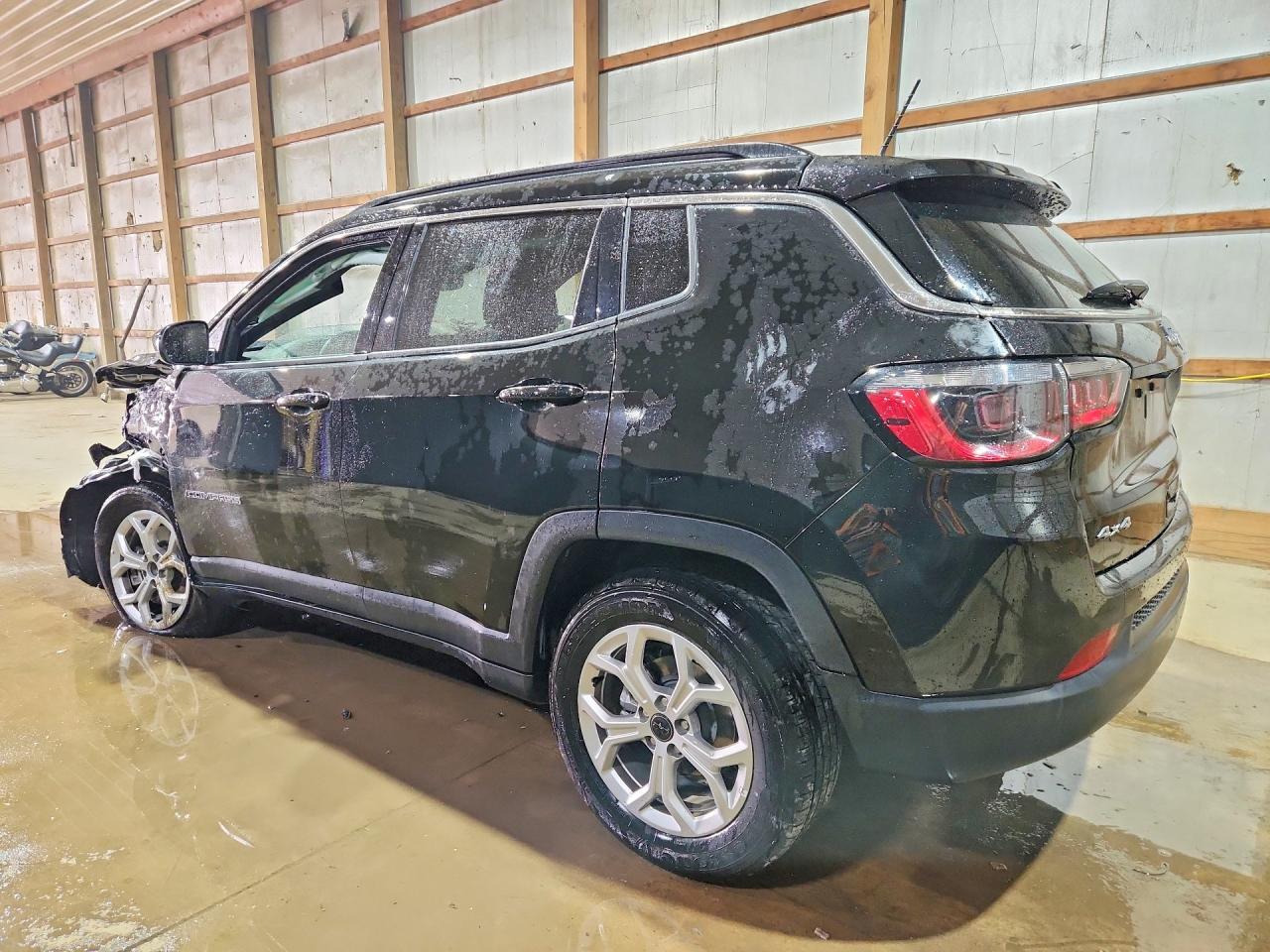 2025 JEEP COMPASS LATITUDE — снимка 2