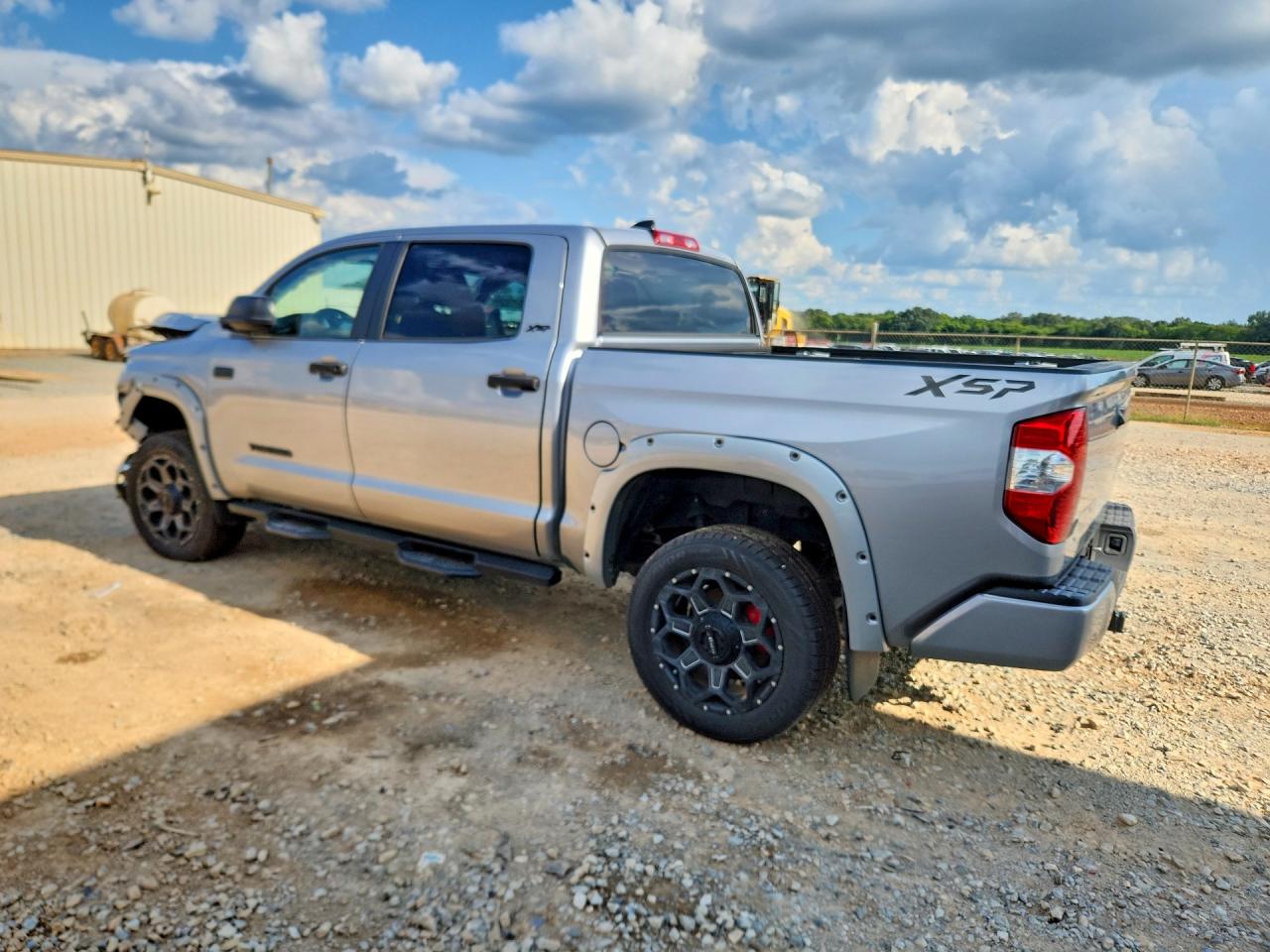 2020 TOYOTA TUNDRA SR5 — снимка 2
