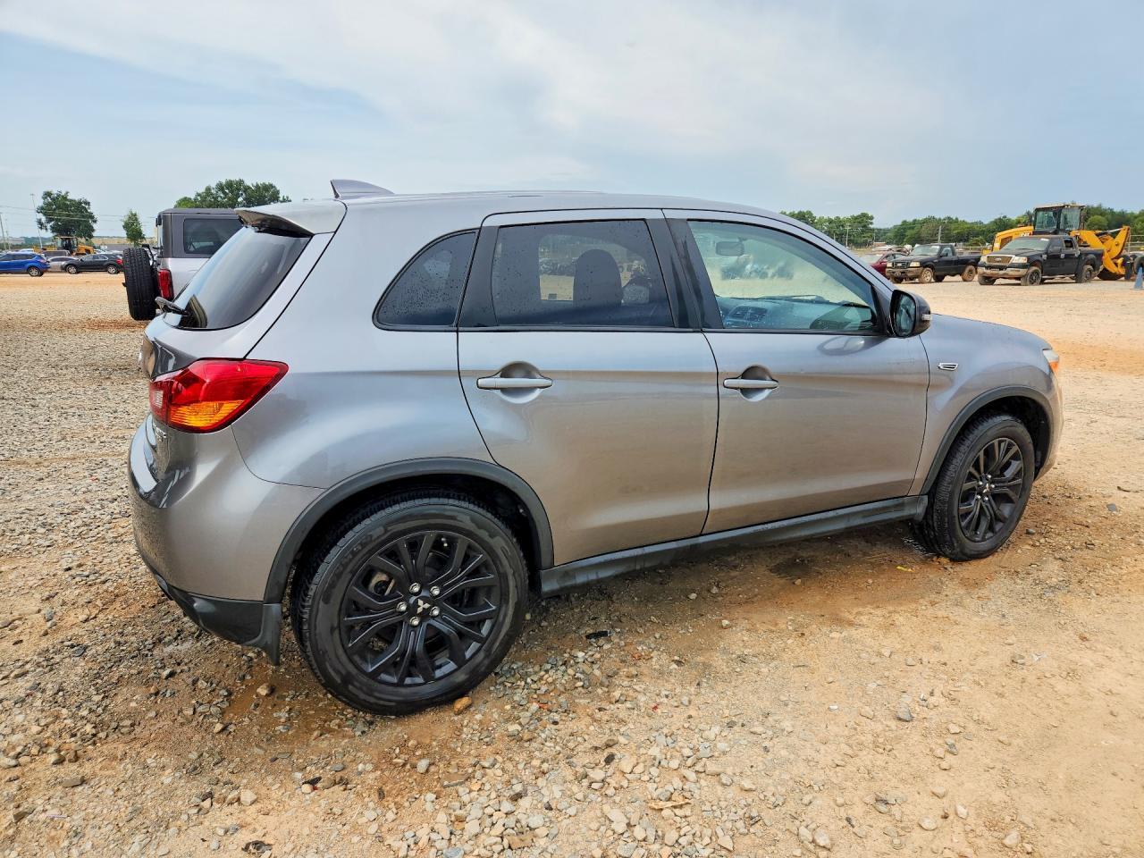2017 MITSUBISHI OUTLANDER SPORT ES — снимка 3