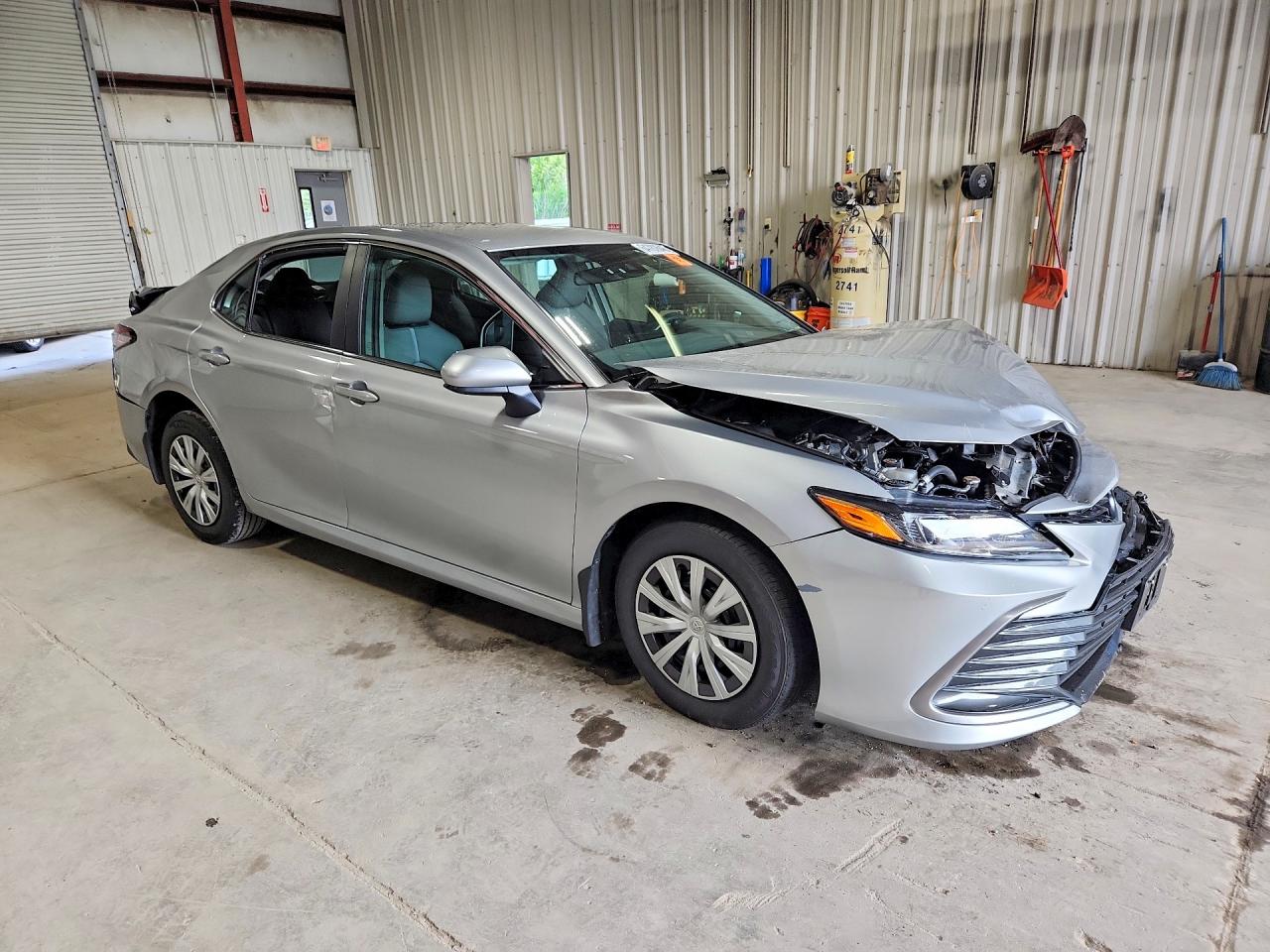 2022 TOYOTA CAMRY LE — снимка 4