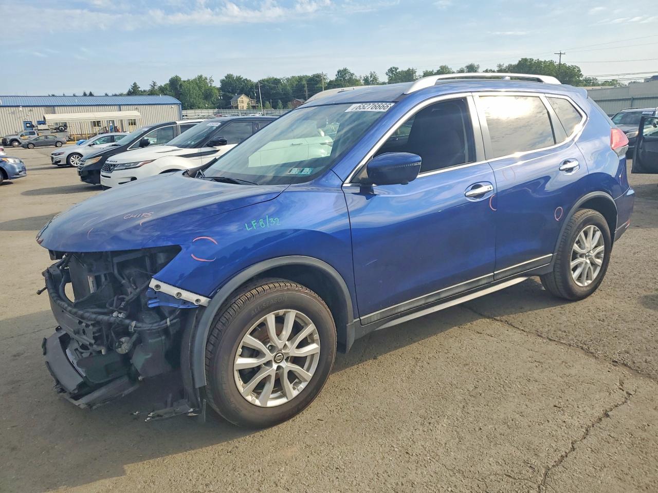 2017 NISSAN ROGUE SV