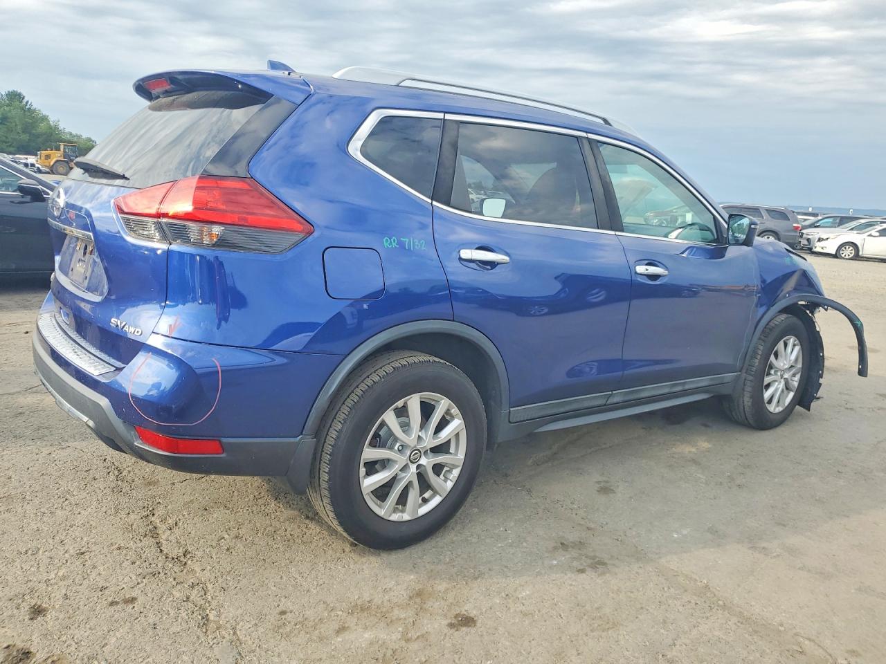 2017 NISSAN ROGUE SV — снимка 3