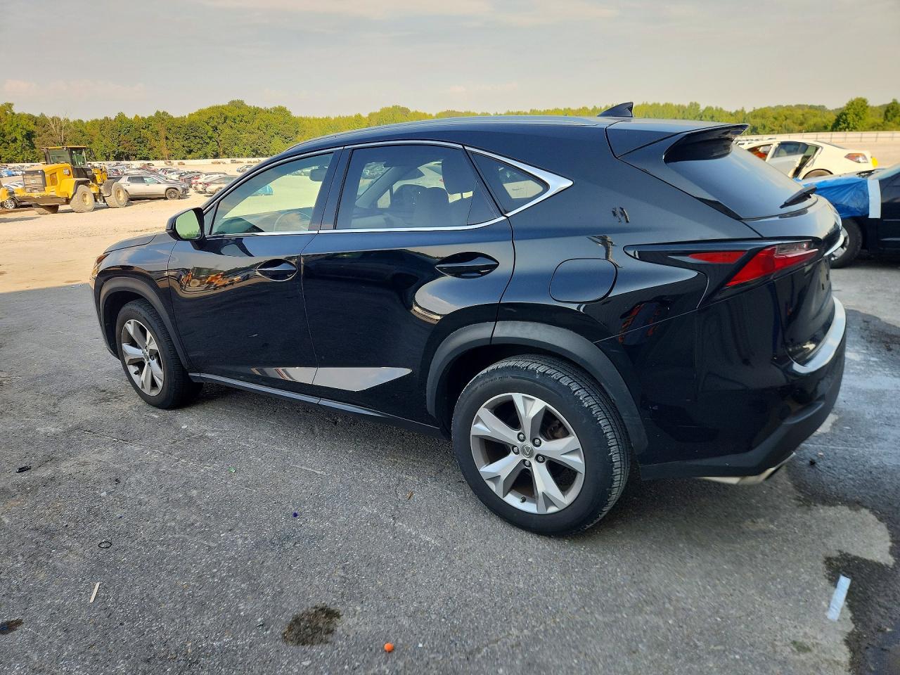 2017 LEXUS NX 200T BASE — снимка 2