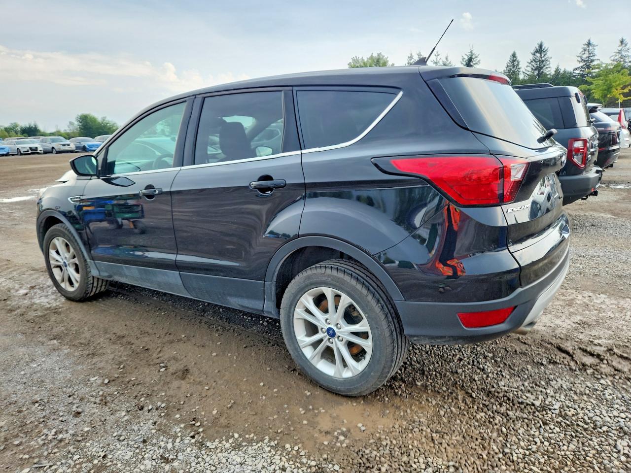 2019 FORD ESCAPE SE — снимка 2