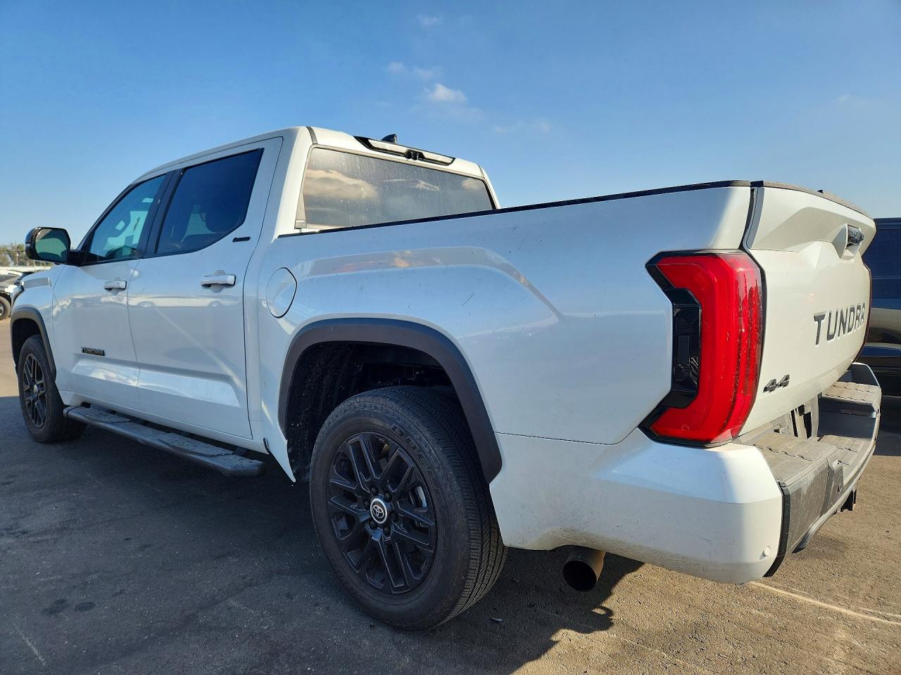 2024 TOYOTA TUNDRA LIMITED HV — снимка 2
