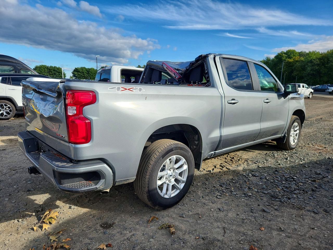 2026 CHEVROLET SILVERADO K1500 RST — снимка 3