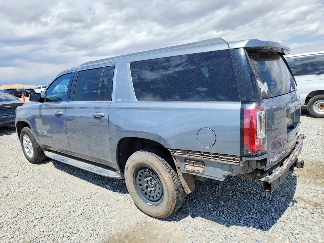 2019 GMC YUKON XL K1500 SLT — снимка 2