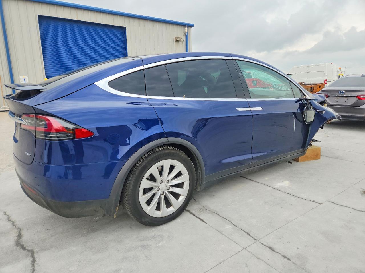2017 TESLA MODEL X — снимка 3
