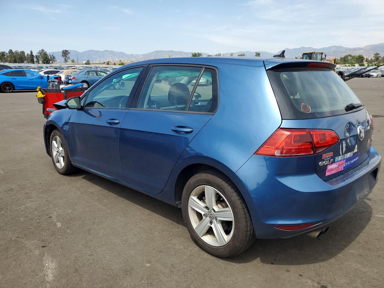2017 VOLKSWAGEN GOLF S — снимка 2