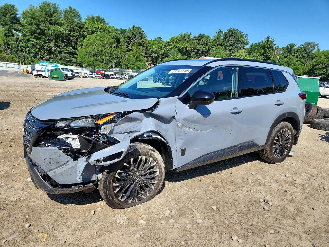 2026 NISSAN ROGUE DARK ARMOR