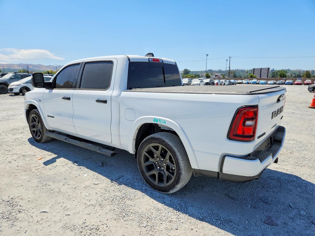 2026 RAM 1500 LARAMIE — снимка 2