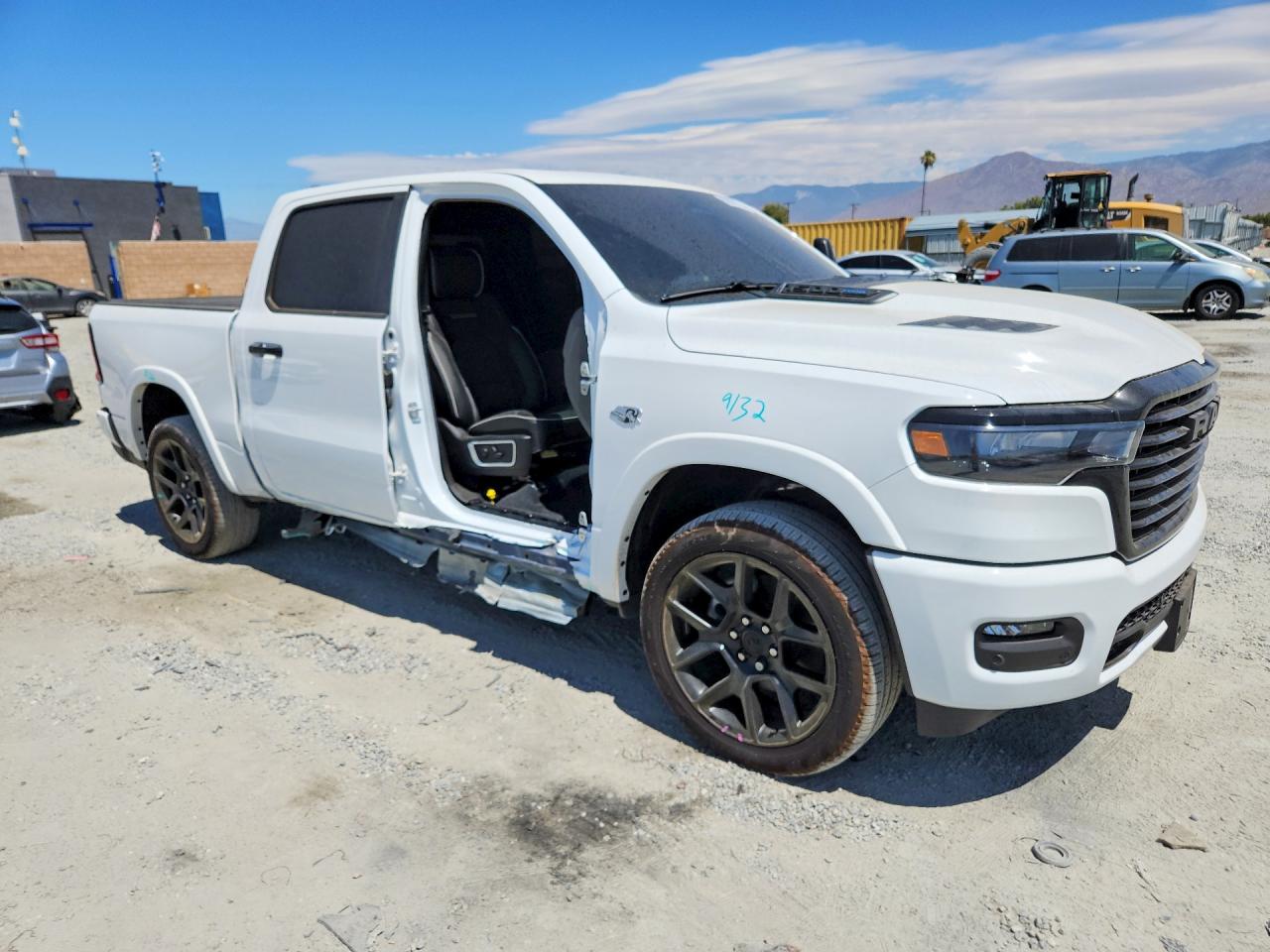 2026 RAM 1500 LARAMIE — снимка 4