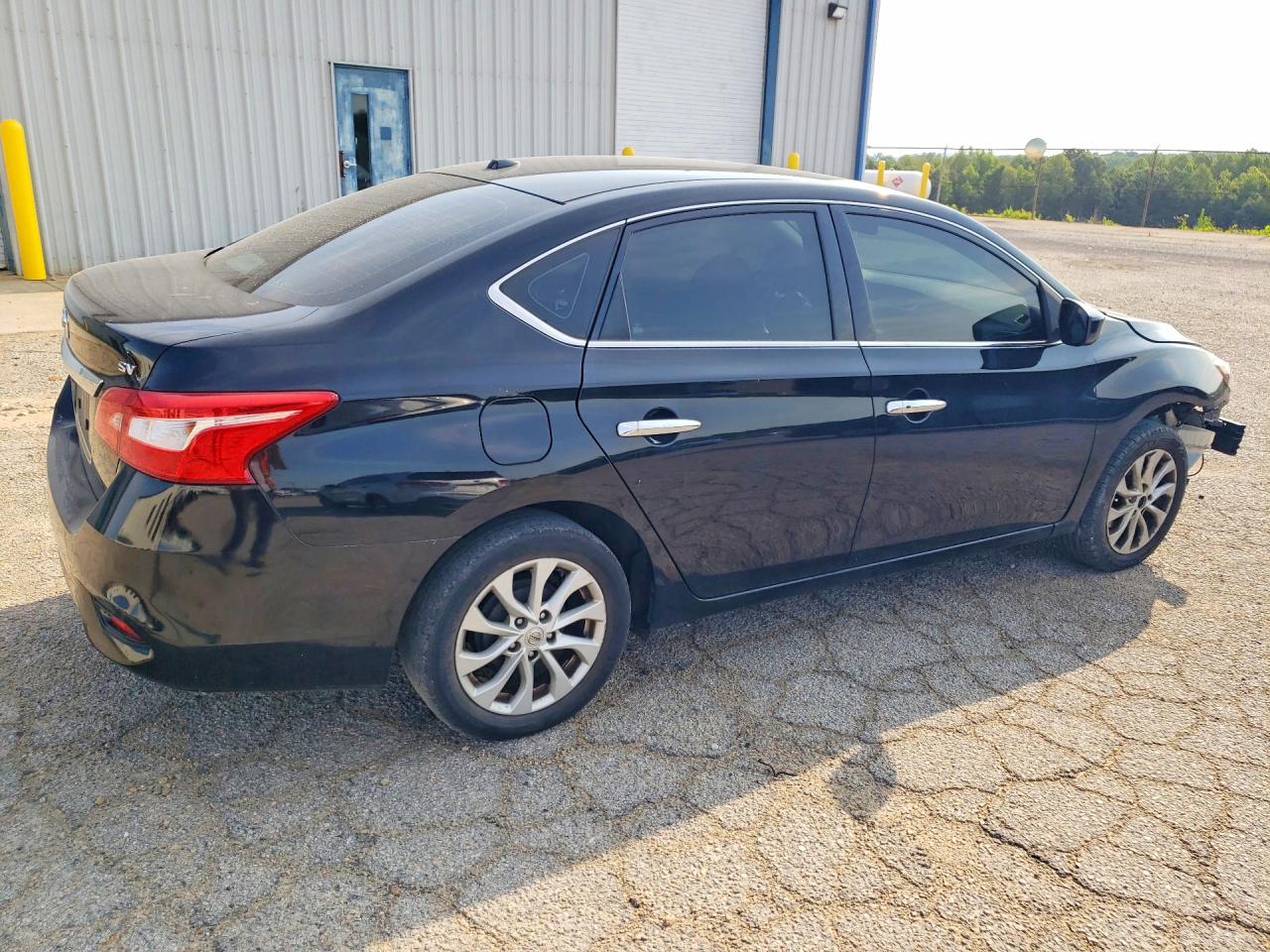 2019 NISSAN SENTRA SV — снимка 2