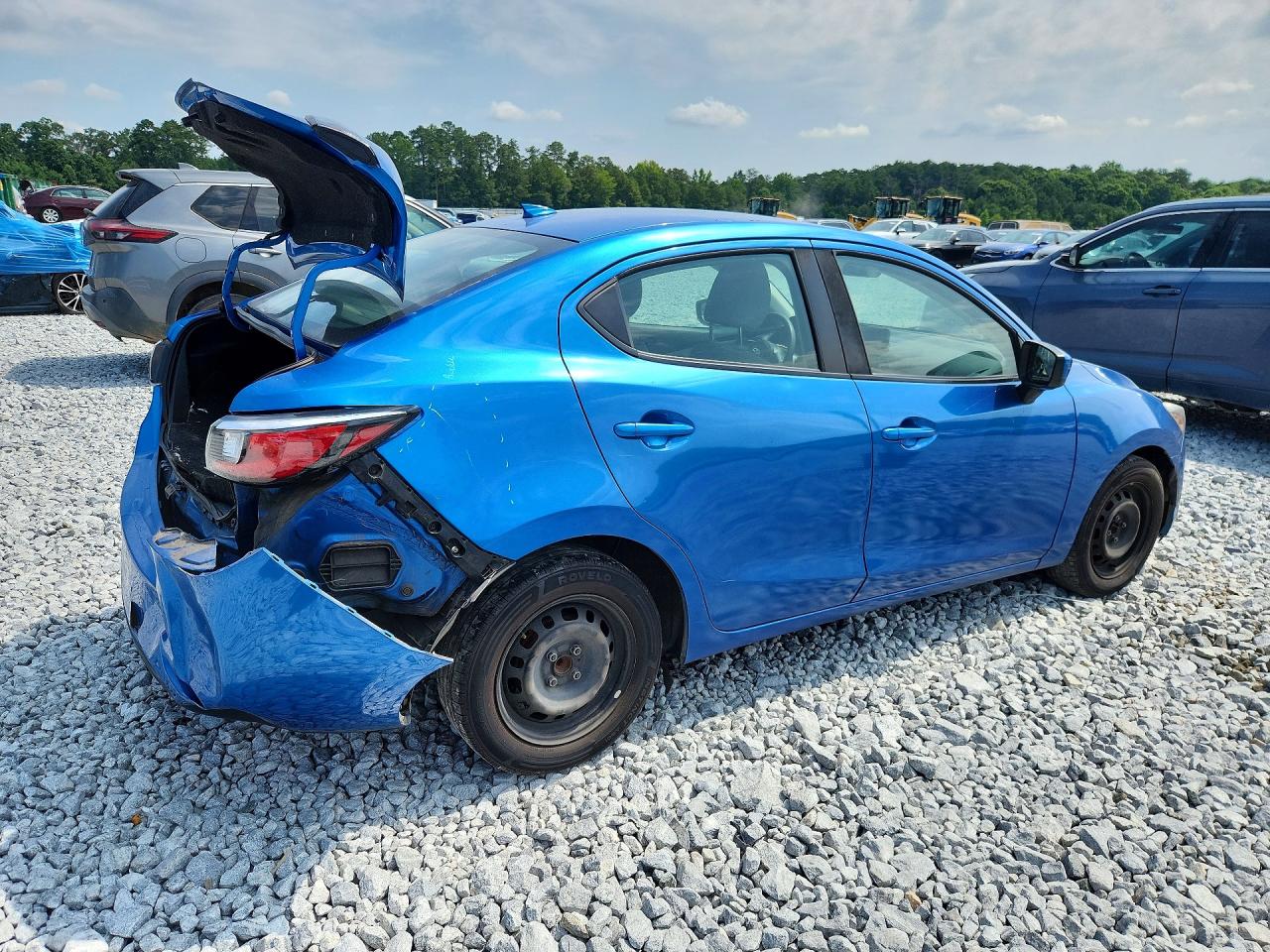 2020 TOYOTA YARIS L — снимка 3
