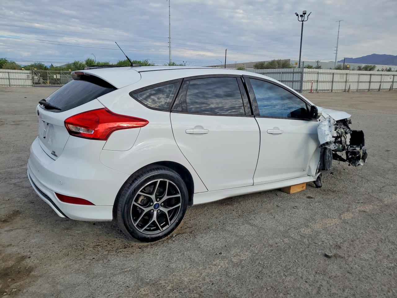 2016 FORD FOCUS SE — снимка 3