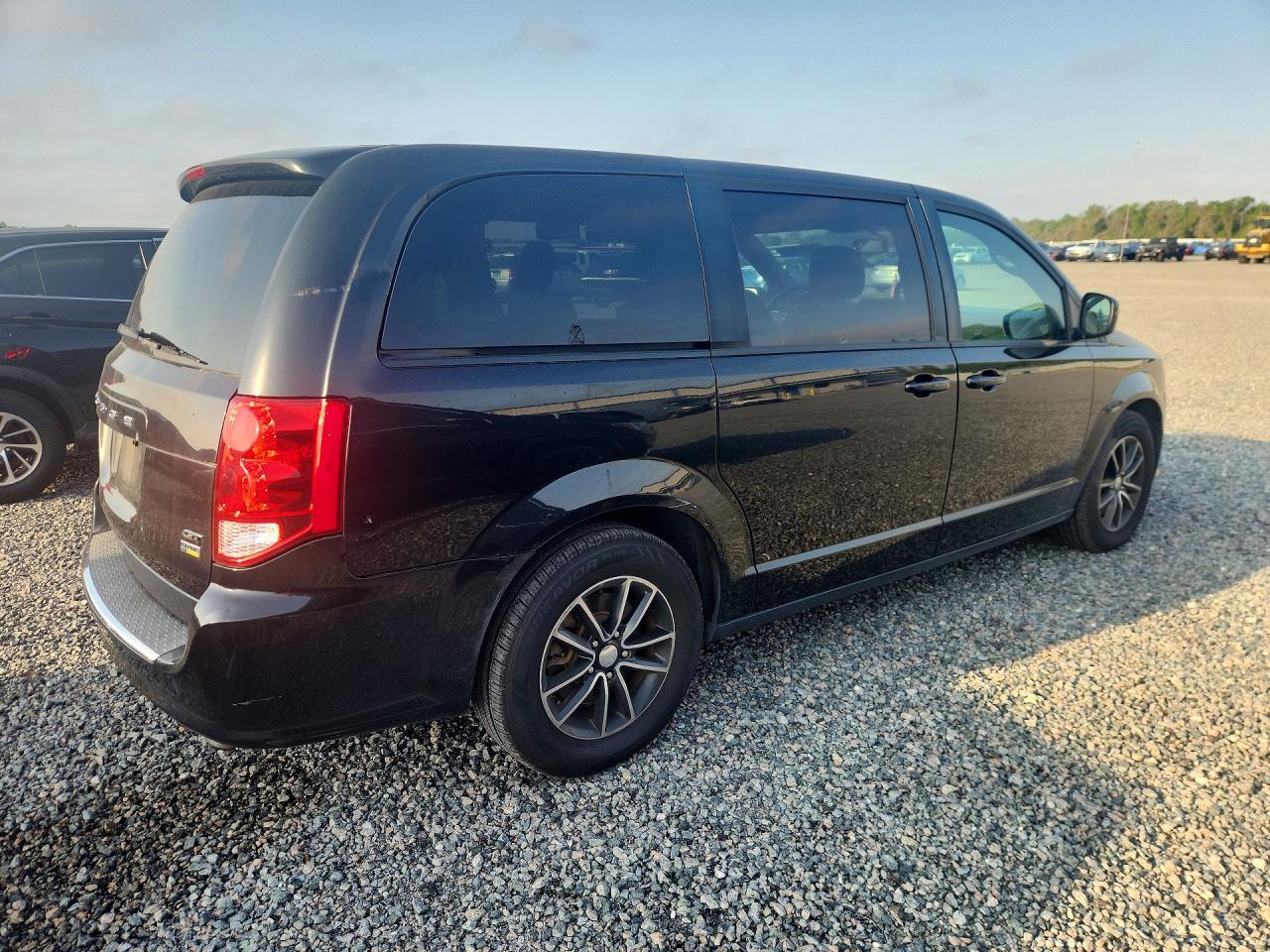 2018 DODGE GRAND CARAVAN GT — снимка 3