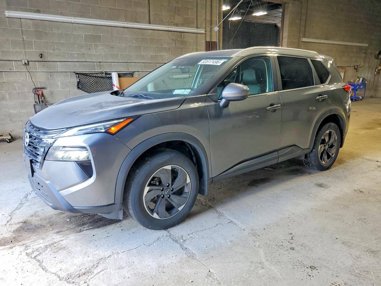 2024 NISSAN ROGUE SV