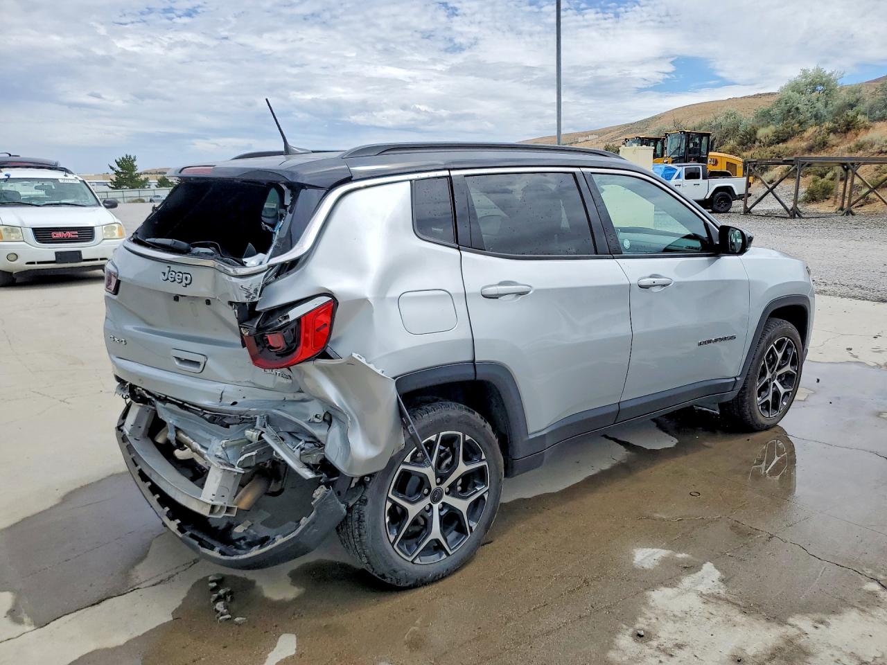 2025 JEEP COMPASS LIMITED — снимка 3