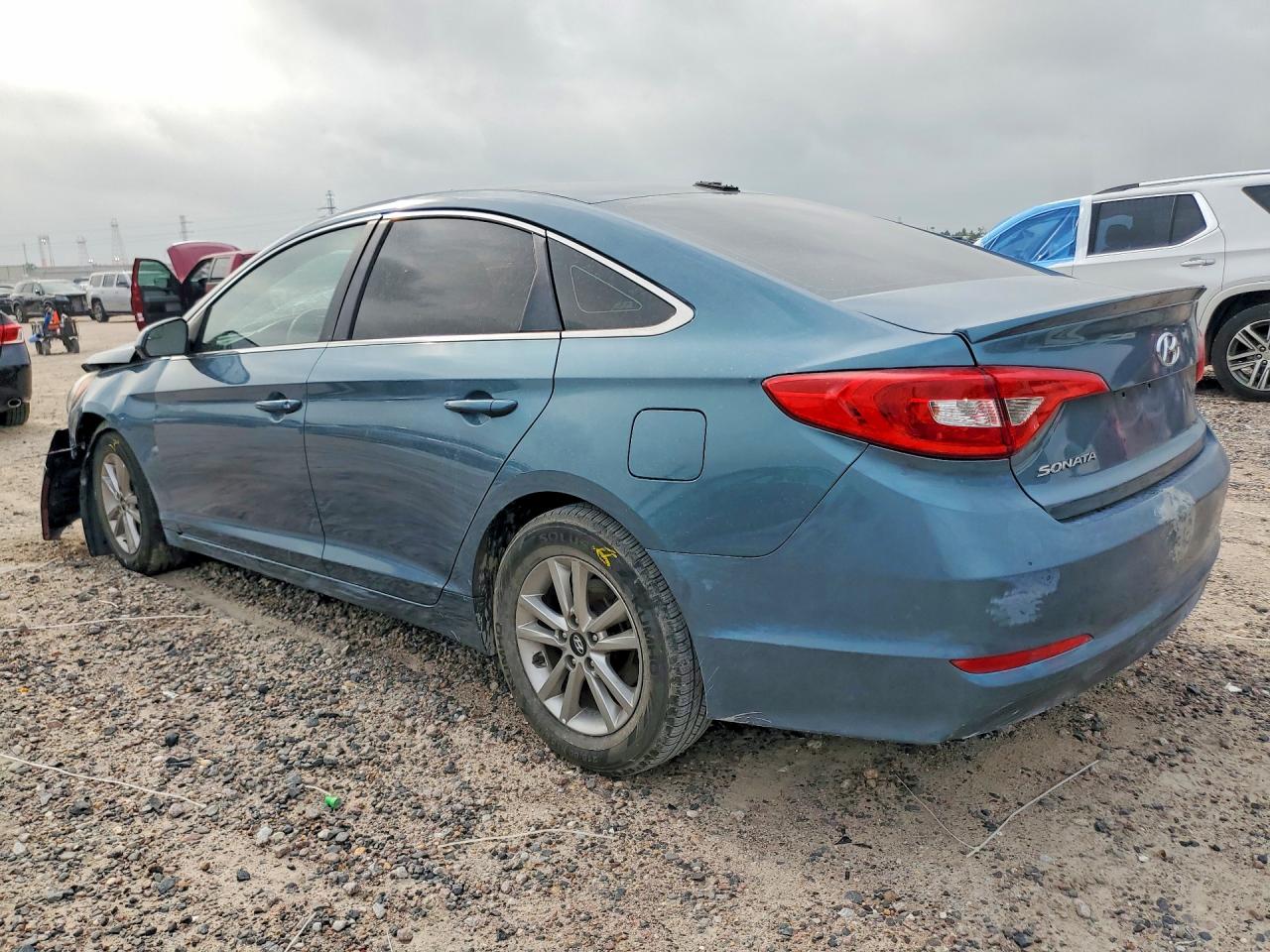 2016 HYUNDAI SONATA SE — снимка 2