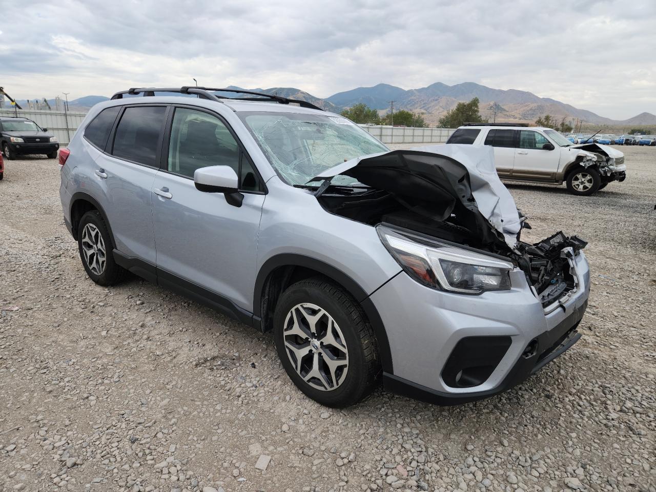 2021 SUBARU FORESTER PREMIUM — снимка 4