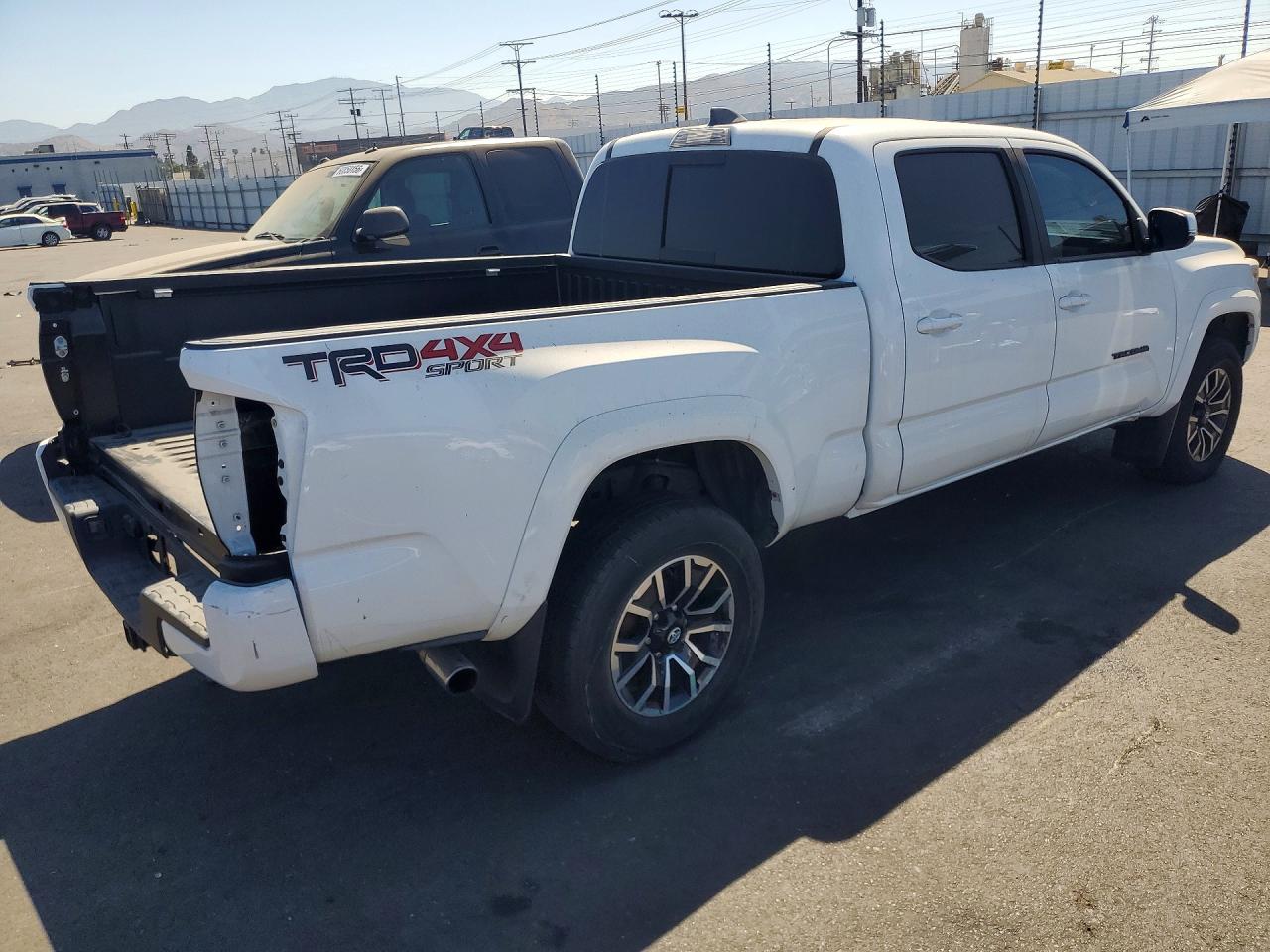 2023 TOYOTA TACOMA TRD SPORT — снимка 3