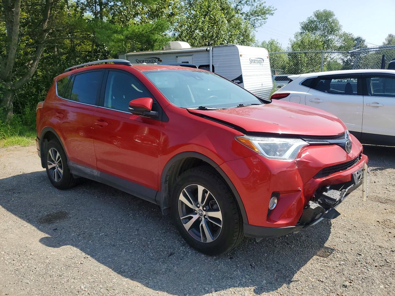 2017 TOYOTA RAV4 XLE — снимка 4