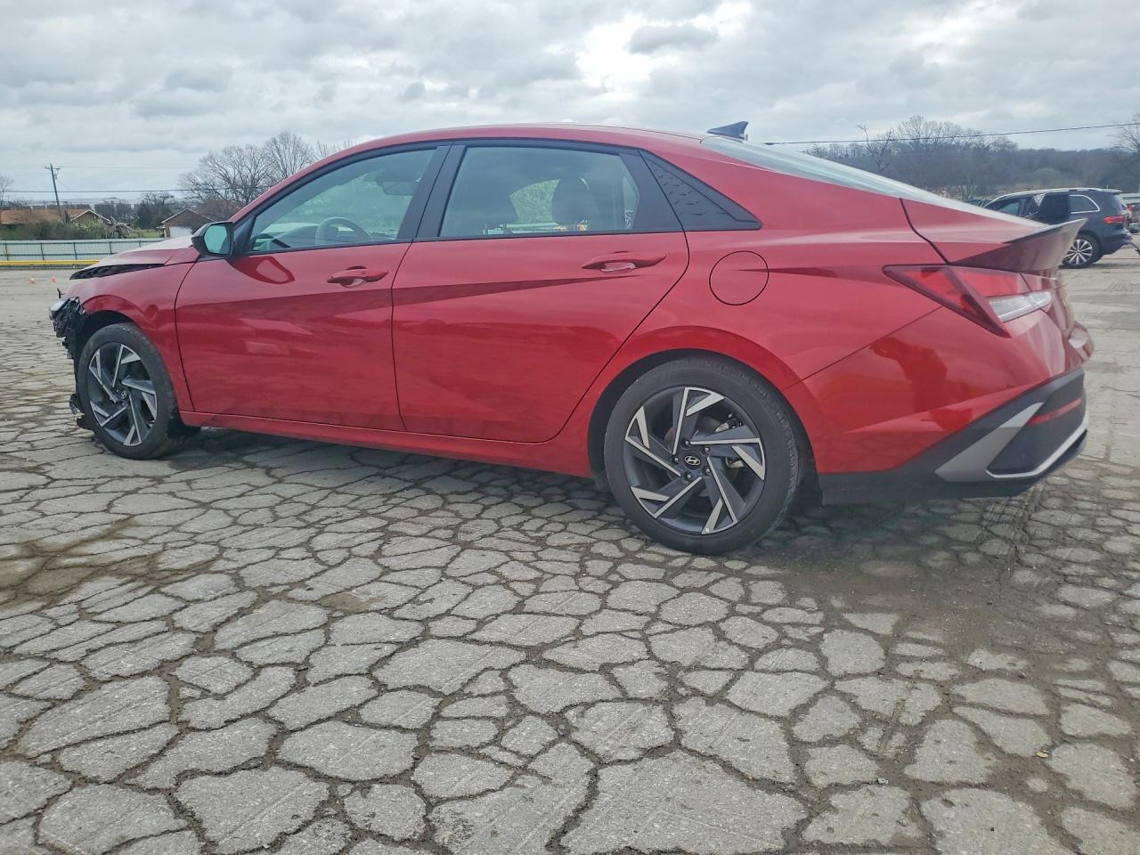 2025 HYUNDAI ELANTRA SEL SPORT — снимка 2