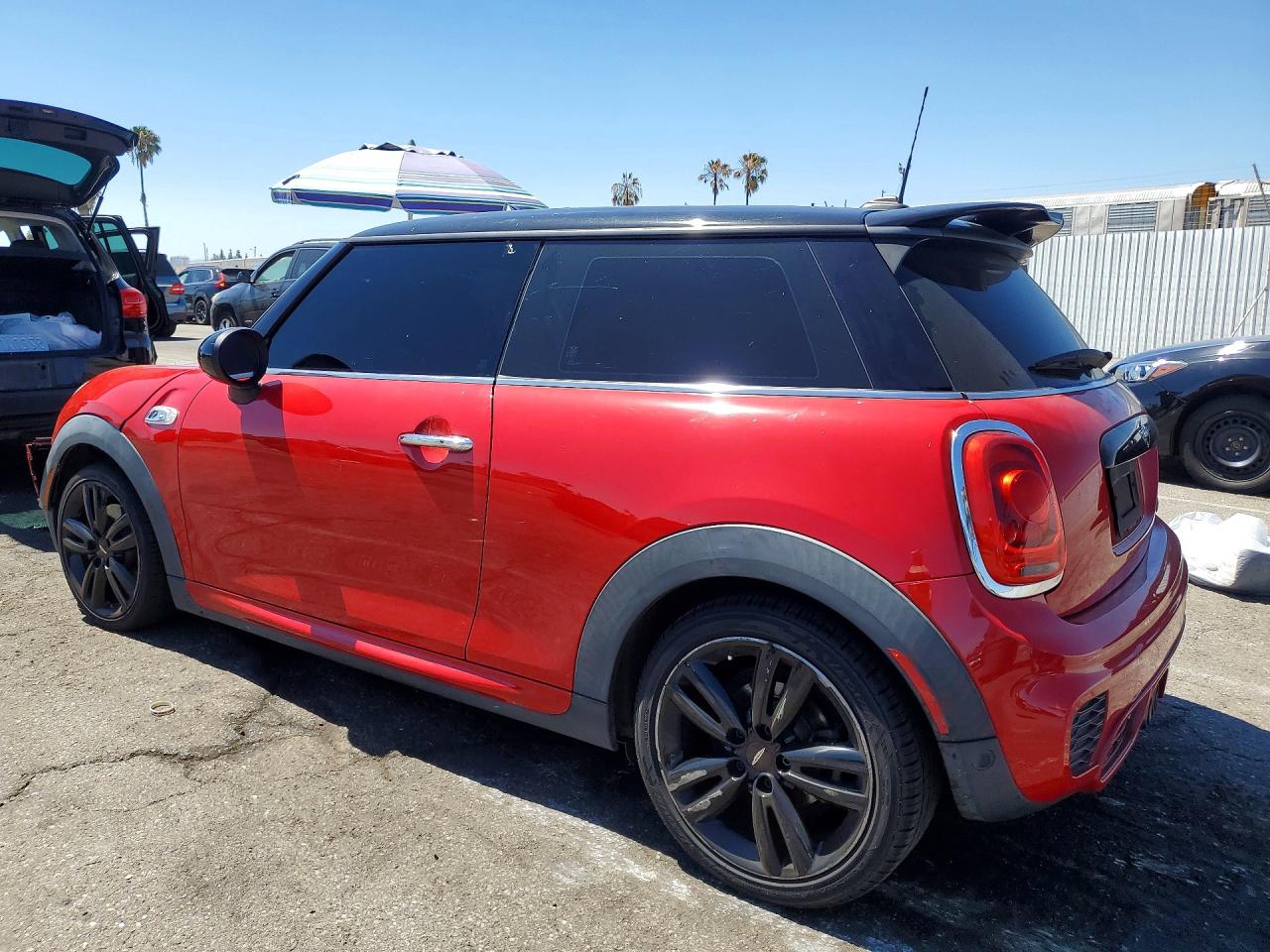 2015 MINI COOPER S — снимка 2