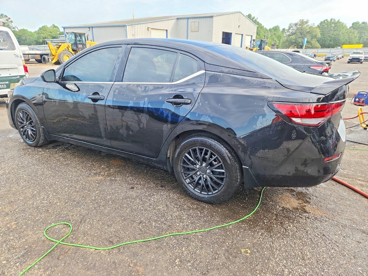 2025 NISSAN SENTRA S — снимка 2