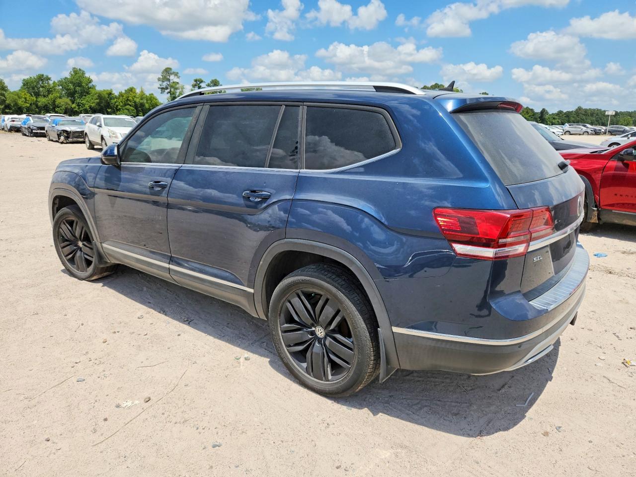 2019 VOLKSWAGEN ATLAS SEL — снимка 2