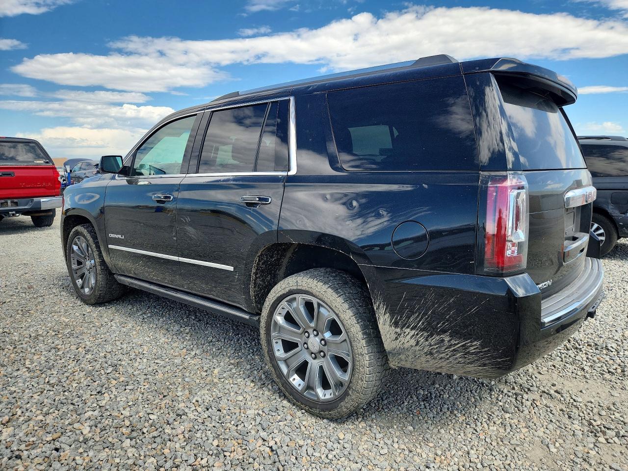 2016 GMC YUKON DENALI — снимка 2