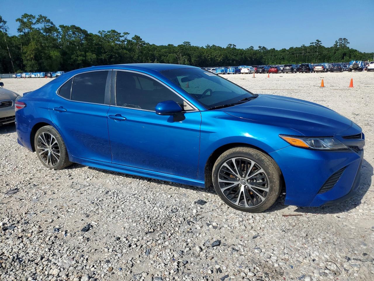 2020 TOYOTA CAMRY SE — снимка 4