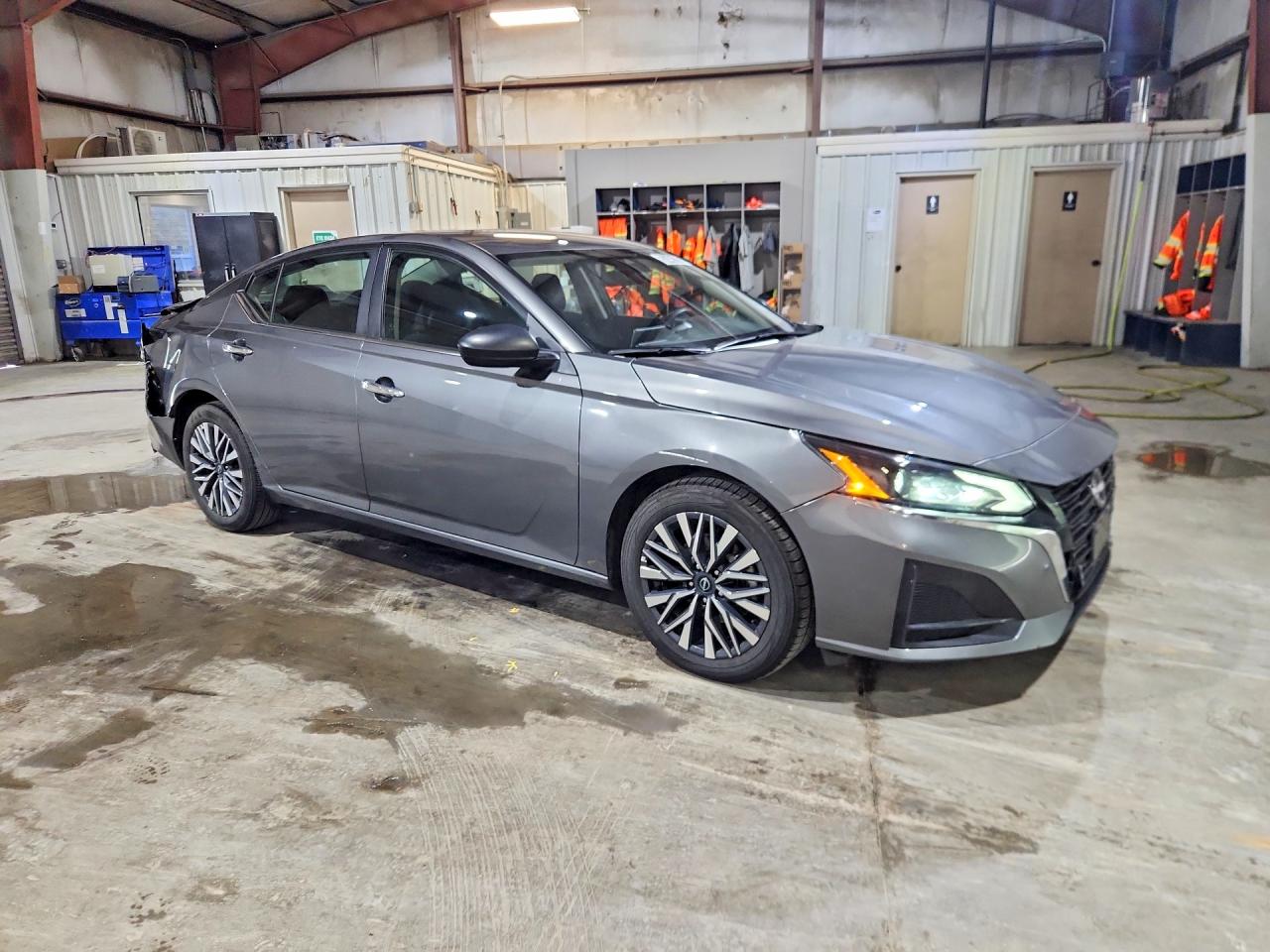 2025 NISSAN ALTIMA SV — снимка 4