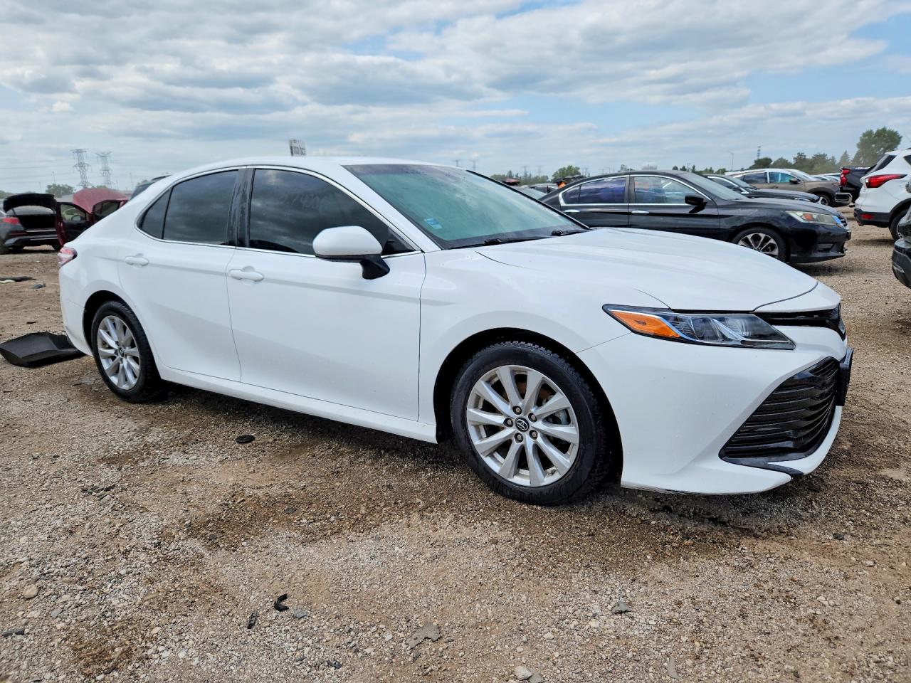 2018 TOYOTA CAMRY LE — снимка 4