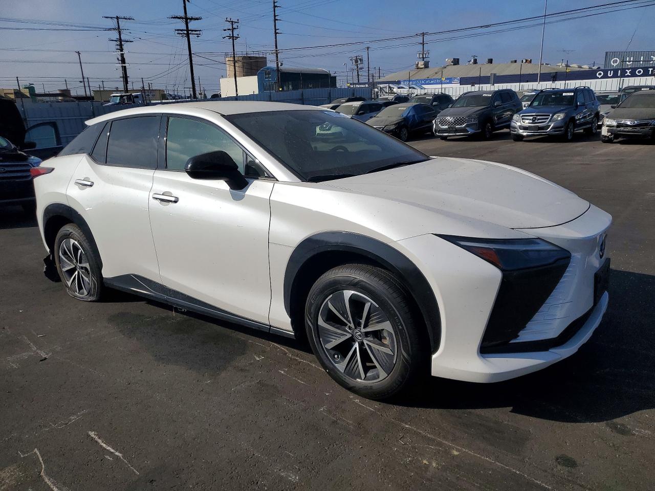 2024 LEXUS RZ 300E — снимка 4