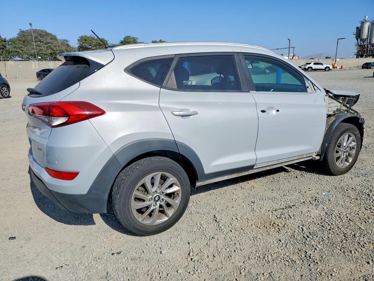 2017 HYUNDAI TUCSON SE — снимка 3
