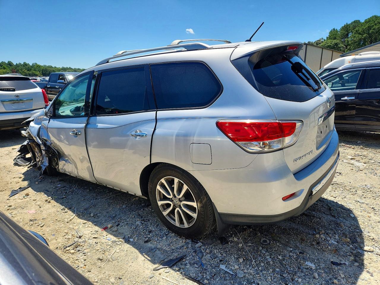 2016 NISSAN PATHFINDER S — снимка 2