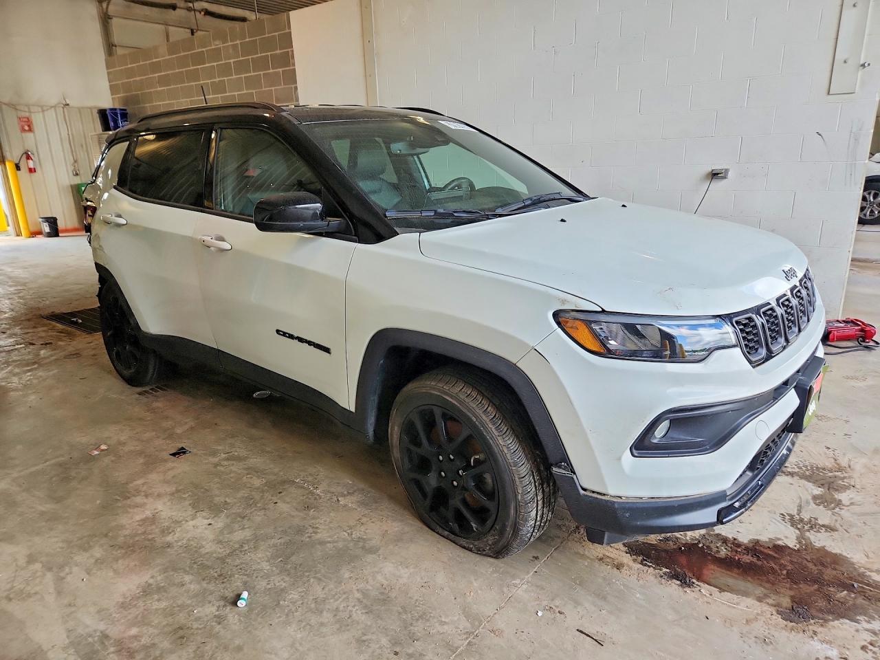2024 JEEP COMPASS LATITUDE — снимка 4