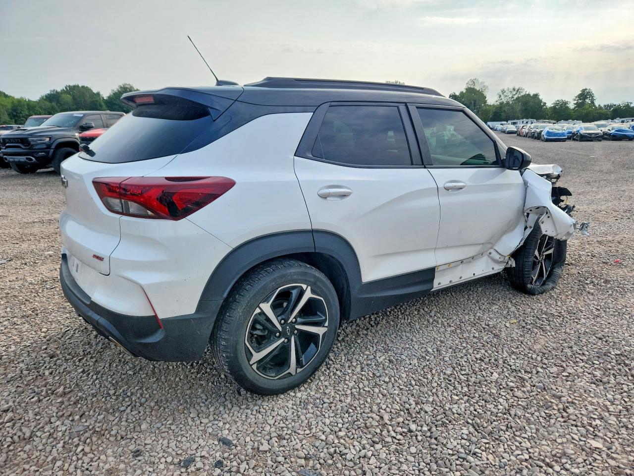 2023 CHEVROLET TRAILBLAZER RS — снимка 3