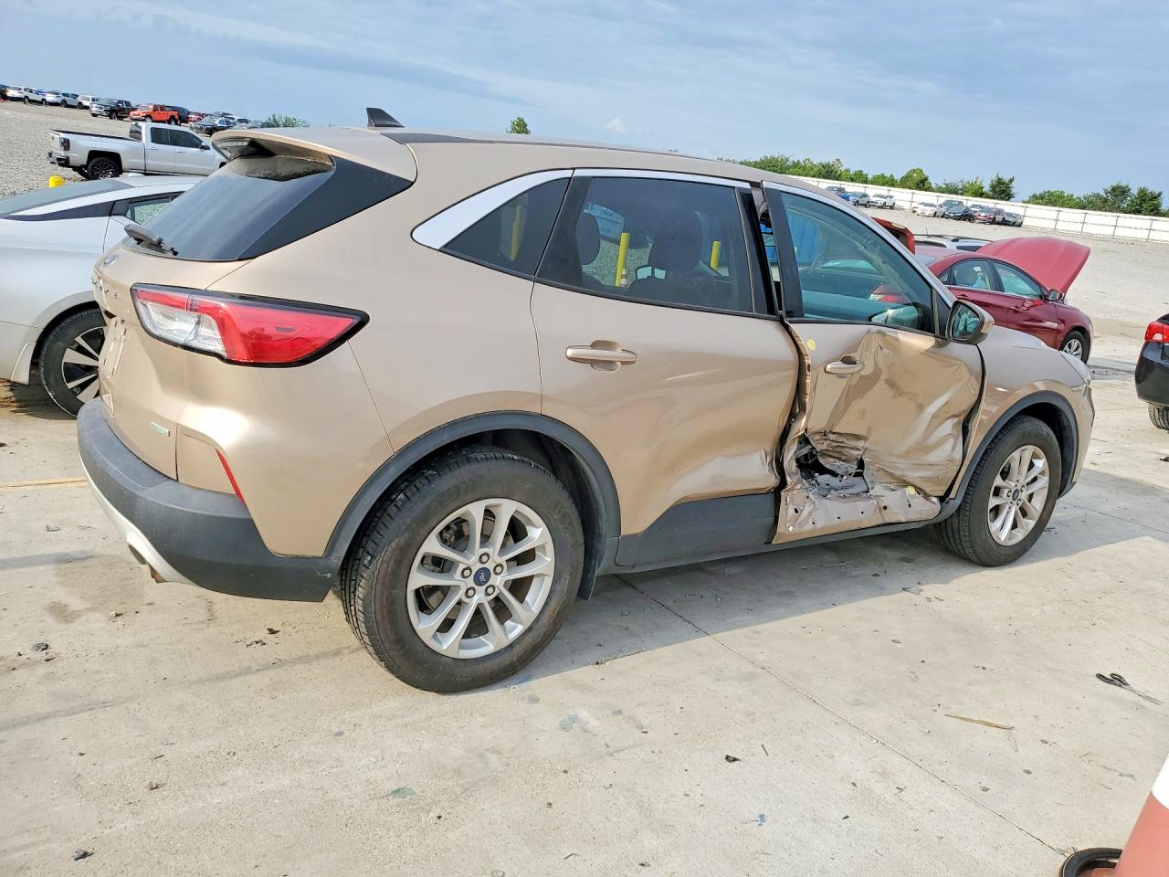2020 FORD ESCAPE SE — снимка 3