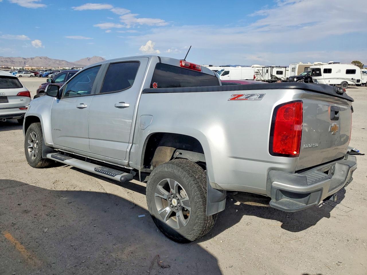 2015 CHEVROLET COLORADO Z71 — снимка 2