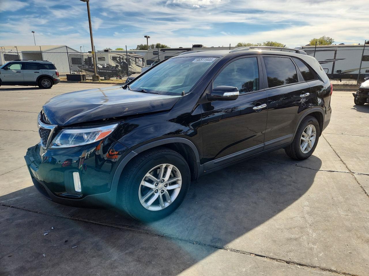 2015 KIA SORENTO LX
