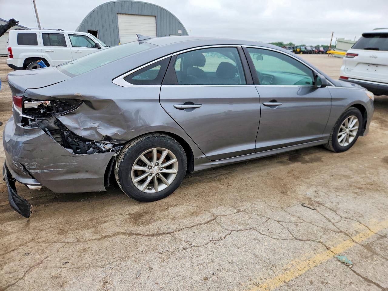 2019 HYUNDAI SONATA SE — снимка 3