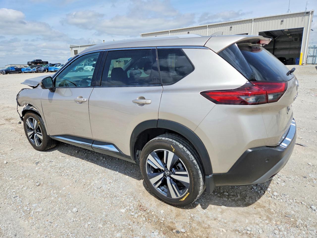 2021 NISSAN ROGUE SL — снимка 2