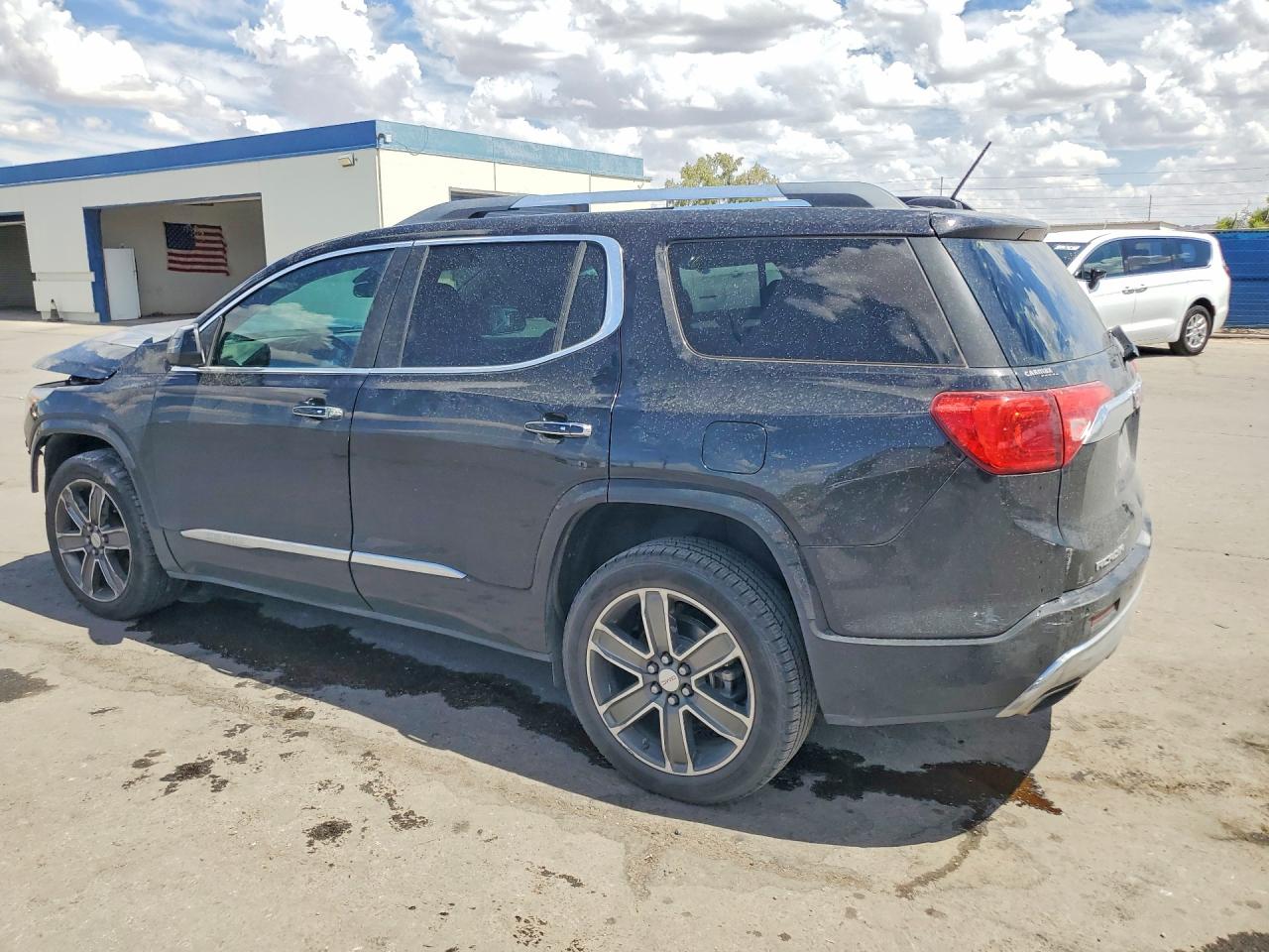 2017 GMC ACADIA DENALI — снимка 2